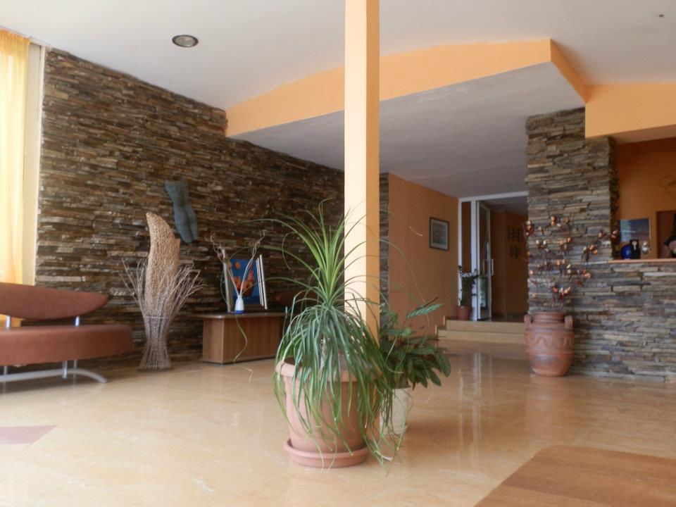 Hotel Surf Primorsko Exterior photo