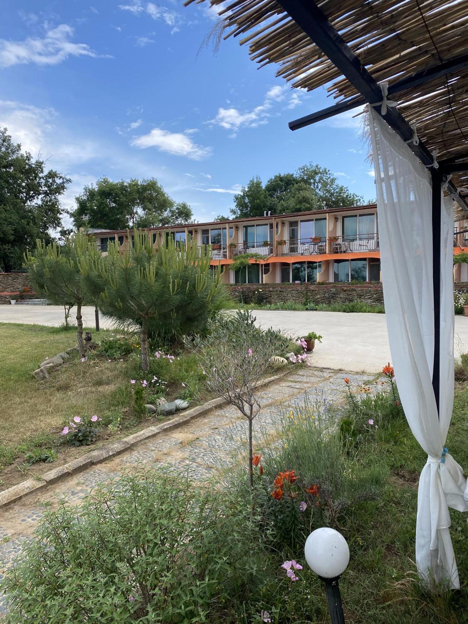 Hotel Surf Primorsko Exterior photo