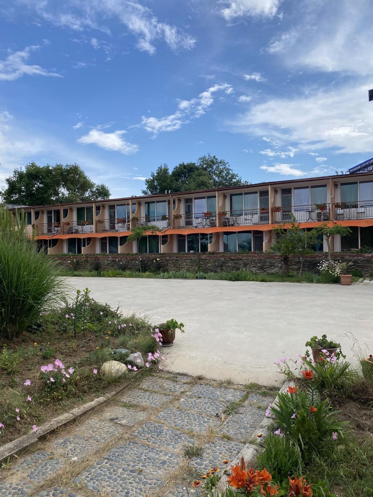 Hotel Surf Primorsko Exterior photo